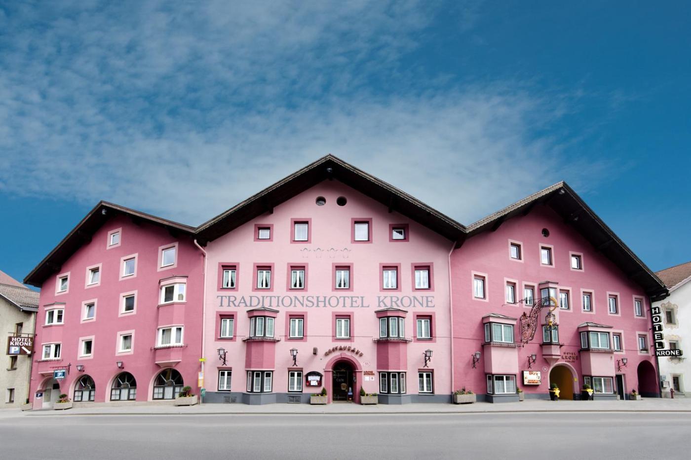 Hotel Krone Matrei am Brenner Extérieur photo