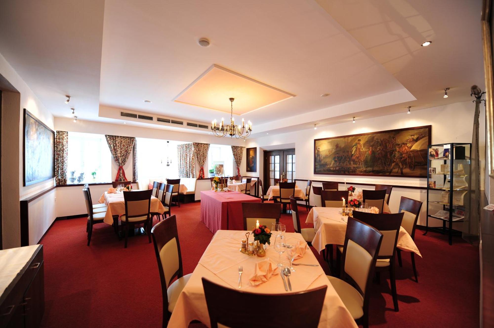 Hotel Krone Matrei am Brenner Extérieur photo